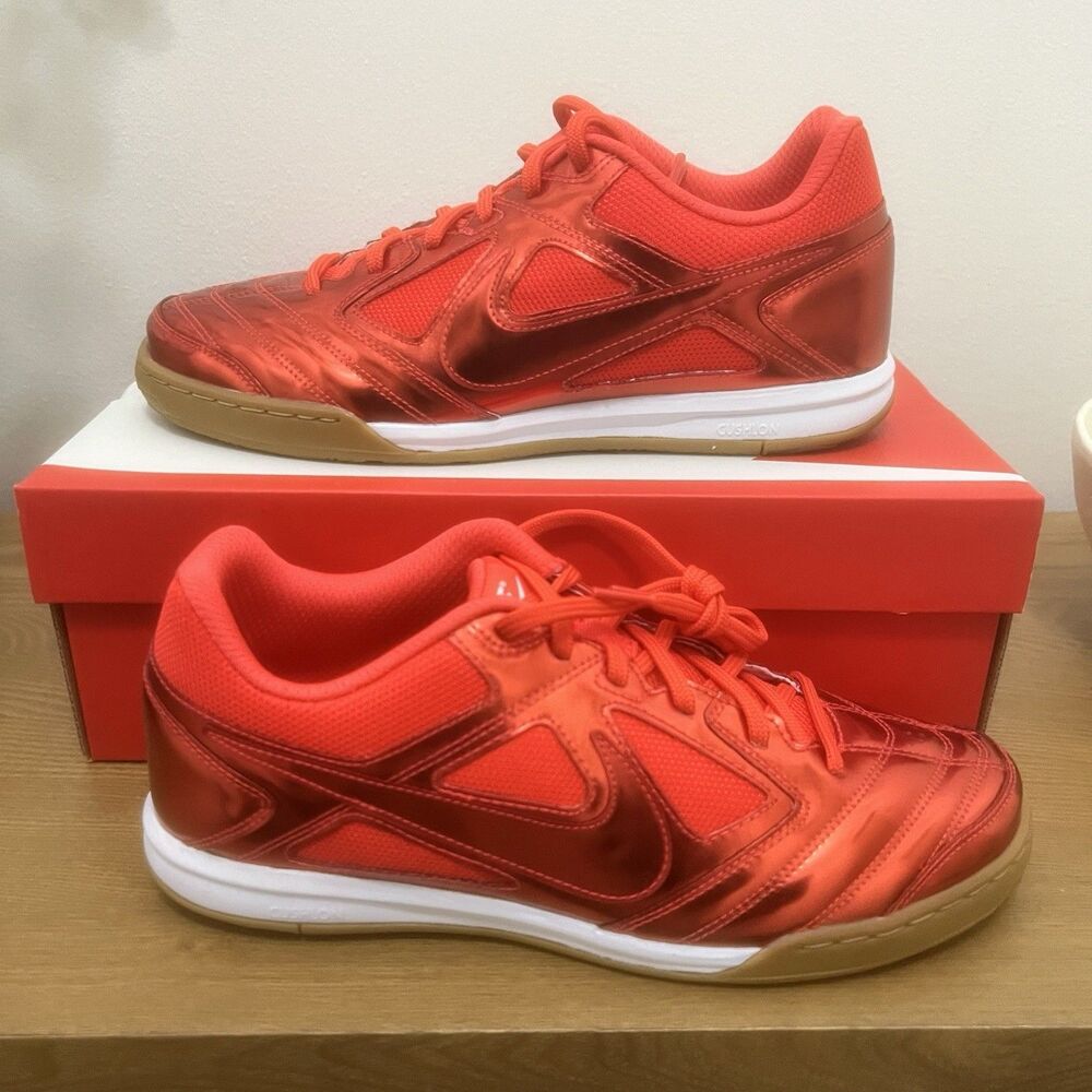 Size 11 Nike Gato LV8 Light Crimson Red White Gum Men IB3566-600 New Soccer Shoe
